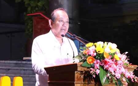 Tiếp tục quan tâm hơn nữa tới trẻ em, đặc biệt là trẻ em hoàn cảnh khó khăn 